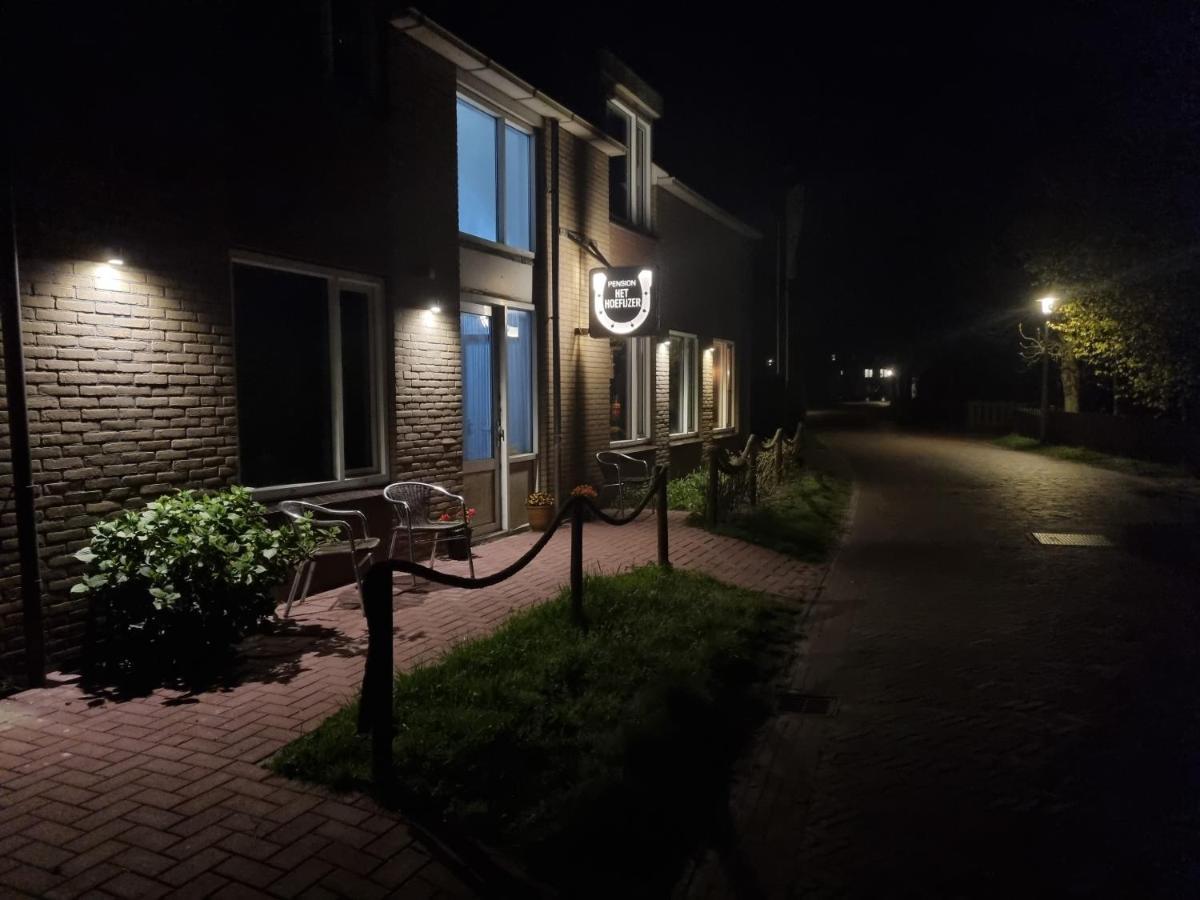 Pension Het Hoefijzer Buren (Friesland) Exterior foto